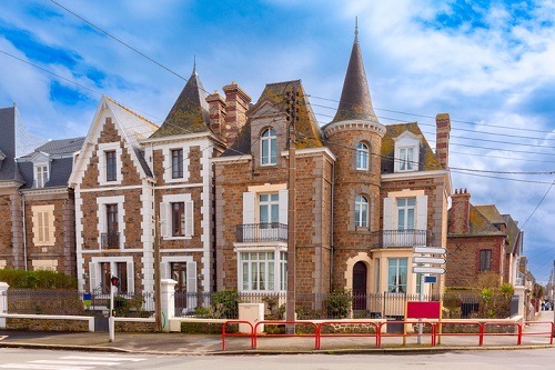 Maison en pierre dans la ville de Saint-Malo